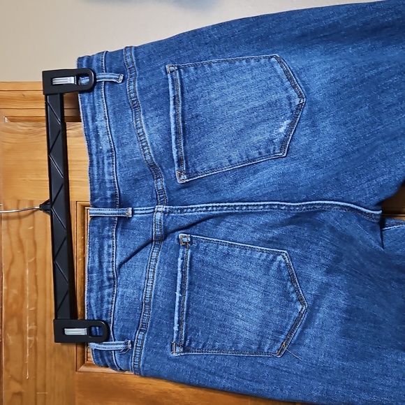 Women's Blue Ankle Cropped Jeans - Picture 8 of 12
